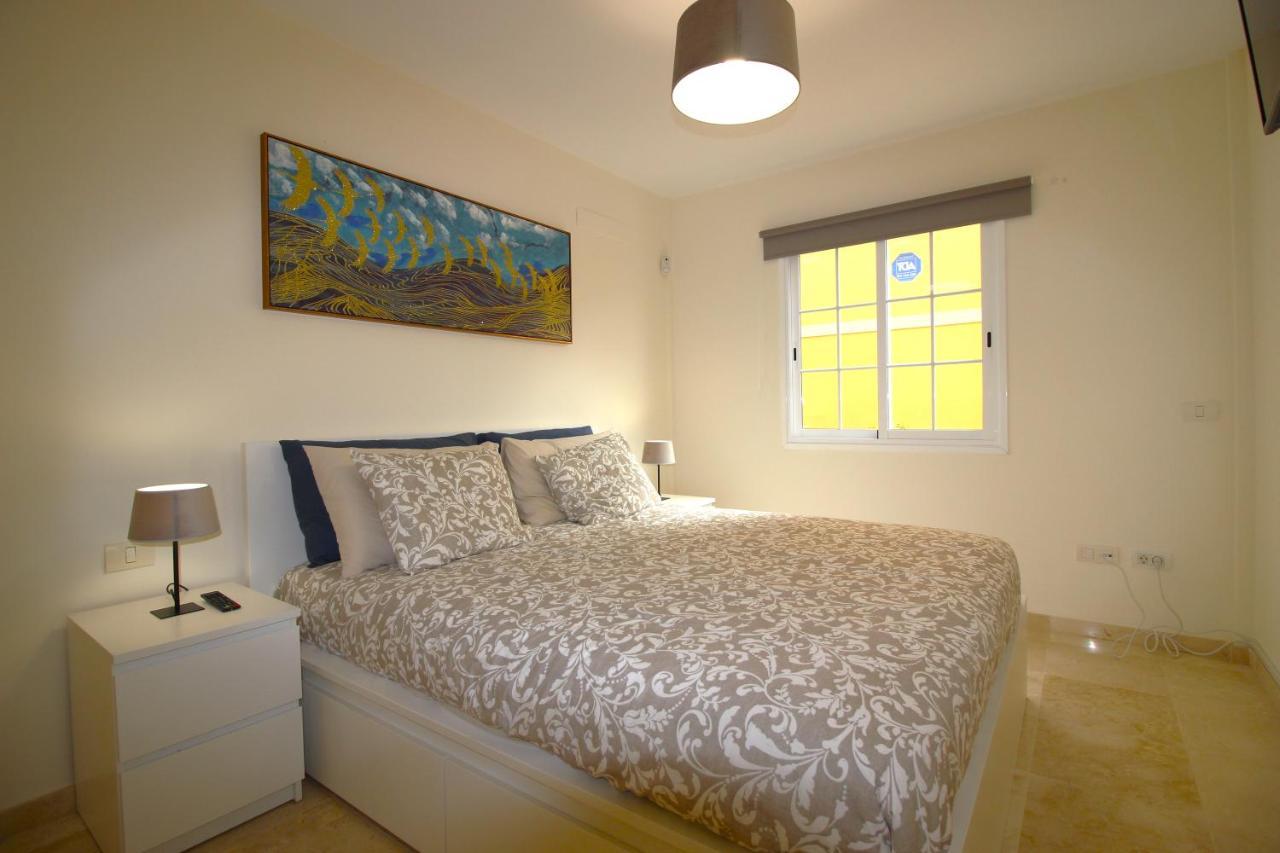 Paraiso Palm Mar Beautiful & Bright Renovated Apartment With Air Conditioning Bagian luar foto