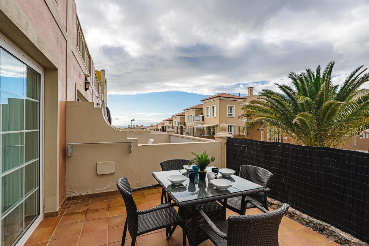 Paraiso Palm Mar Beautiful & Bright Renovated Apartment With Air Conditioning Bagian luar foto
