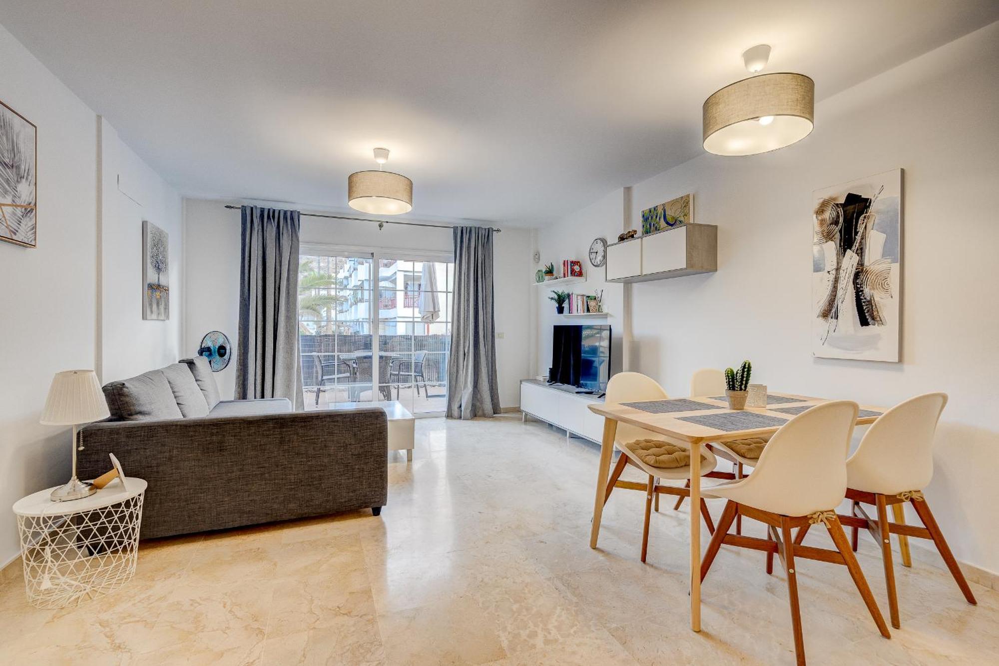 Paraiso Palm Mar Beautiful & Bright Renovated Apartment With Air Conditioning Bagian luar foto