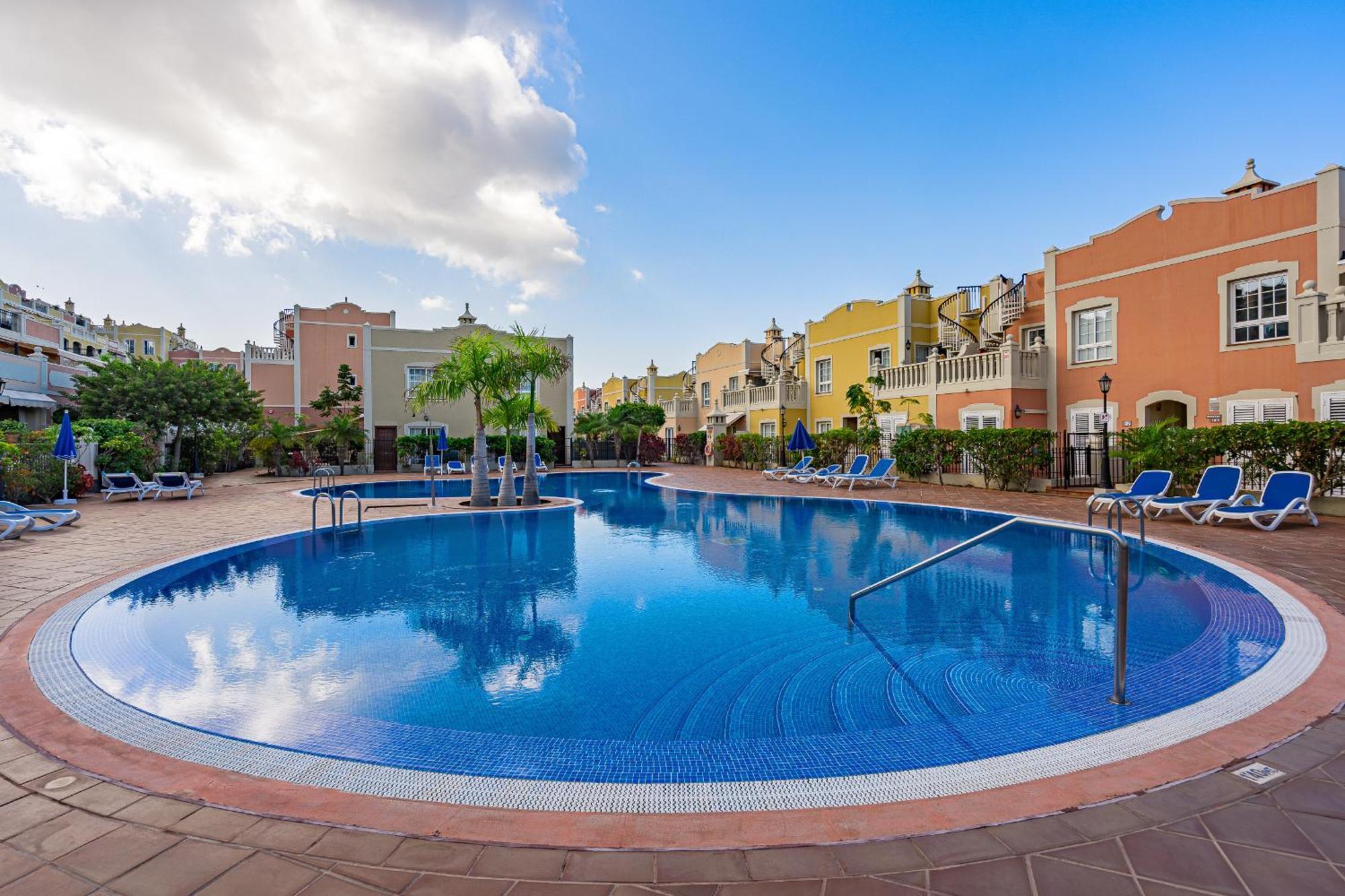 Paraiso Palm Mar Beautiful & Bright Renovated Apartment With Air Conditioning Bagian luar foto