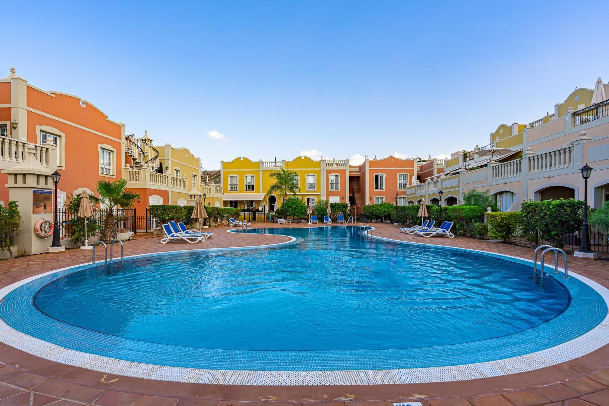 Paraiso Palm Mar Beautiful & Bright Renovated Apartment With Air Conditioning Bagian luar foto